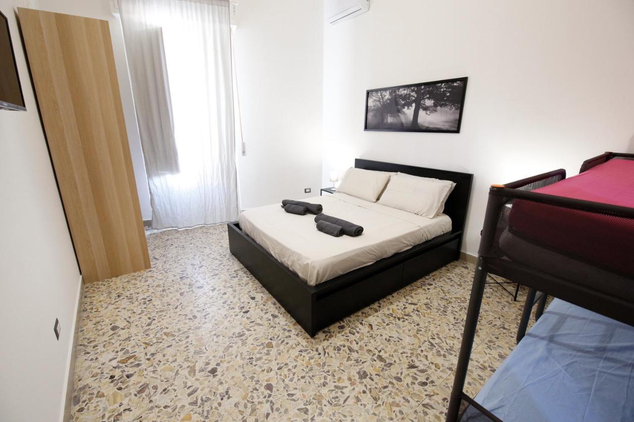Apartment Holiday Катания Экстерьер фото
